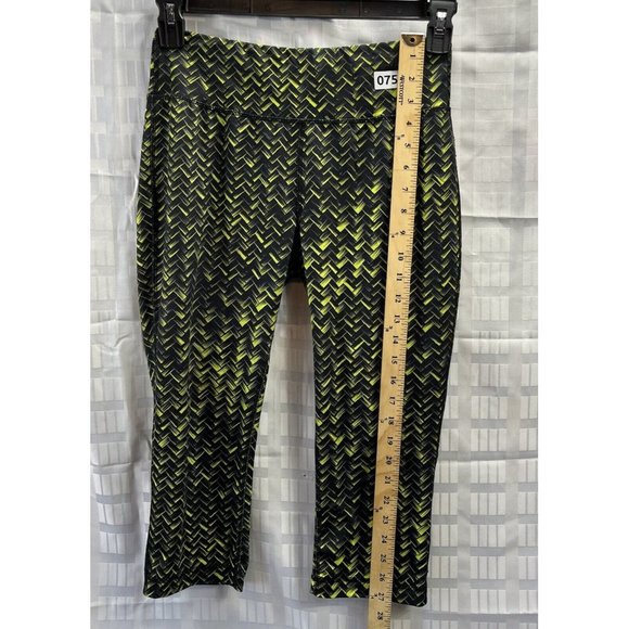 Danskin Now Black & Neon Green Capri Pants Womens Size S (4-6)Pocket - Picture 3 of 10
